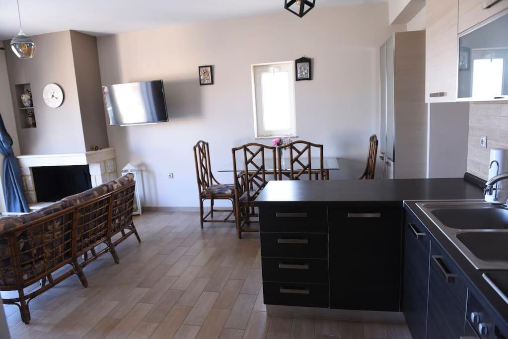 Katerina Luxury Suites Elia  Dış mekan fotoğraf